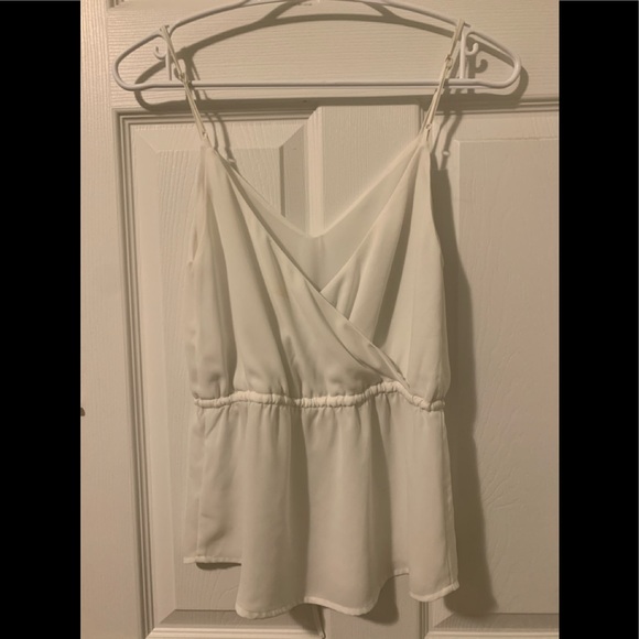 White blouse - Picture 2 of 2